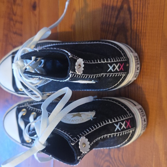 Converse Chuck Taylor High-tops   Platform Sneakers - Picture 5 of 7